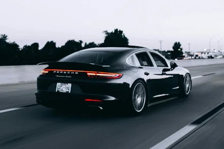 a picture of a black sports car